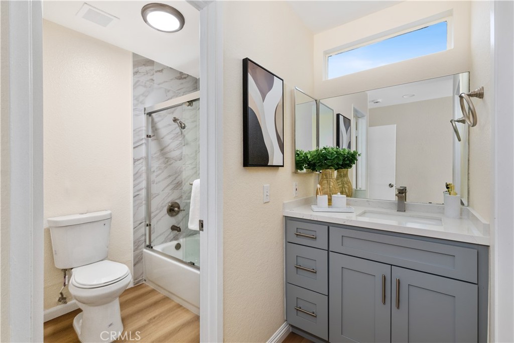 182 W Walnut Avenue C