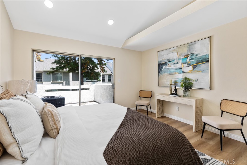 182 W Walnut Avenue C