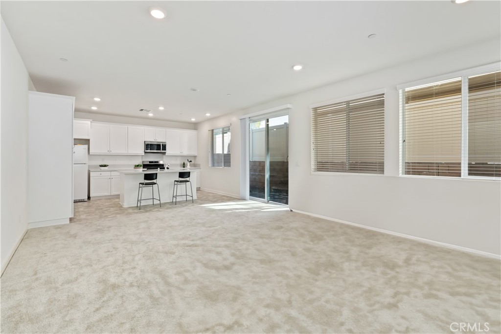 3078 Acebo Dr