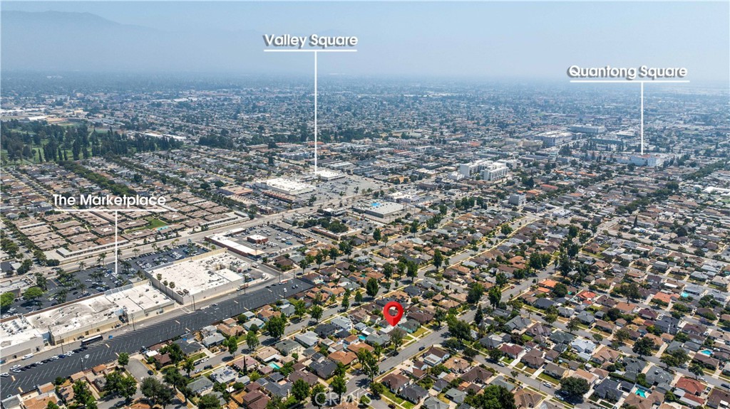 1015 E Norwood Place