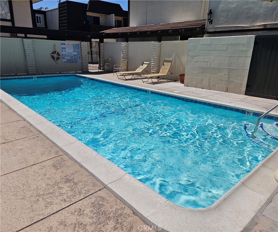 1136 Arcadia Avenue E