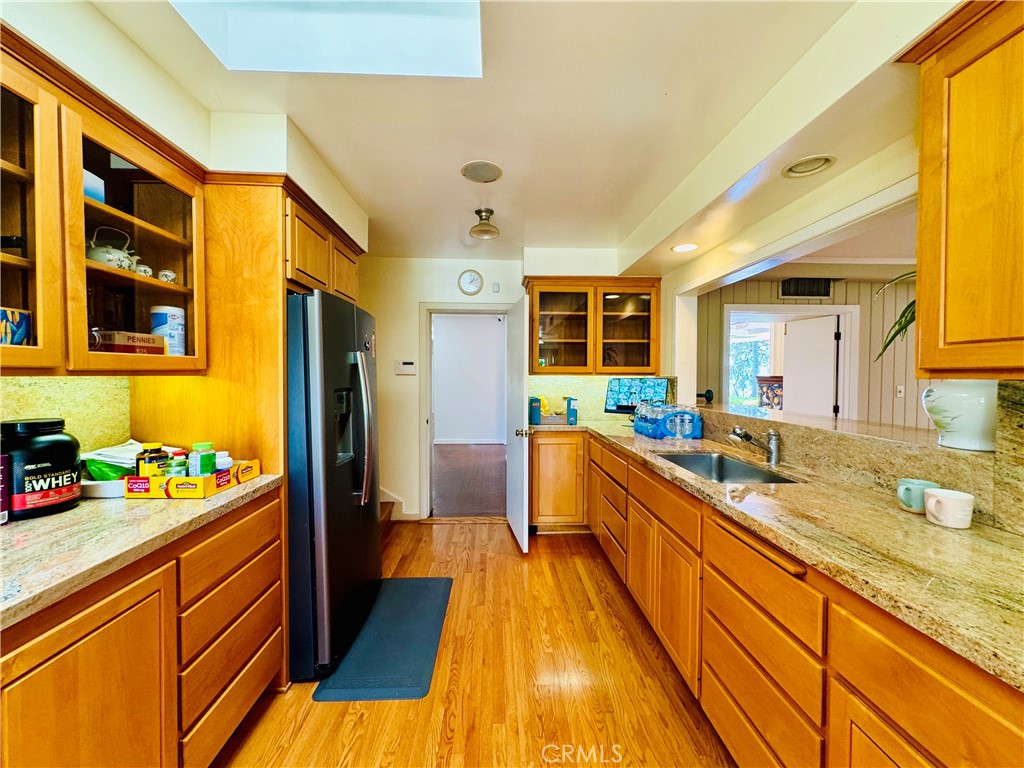 1777 La Cresta Drive