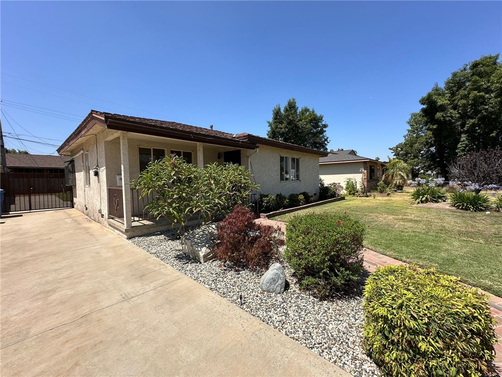 16734 E Devanah Street