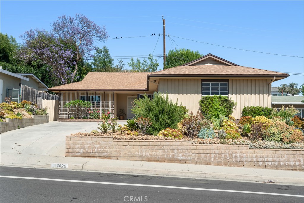 1420 Ridgecrest Street