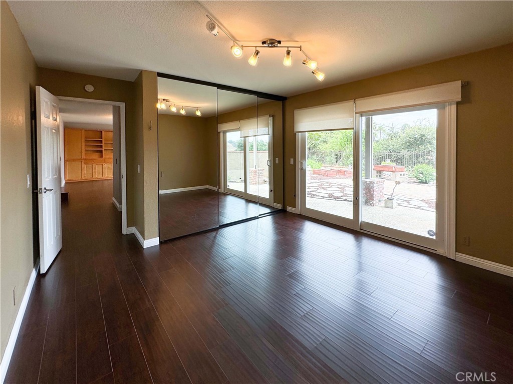 2513 Turquoise Circle