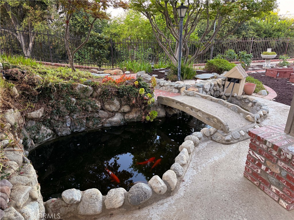 2513 Turquoise Circle