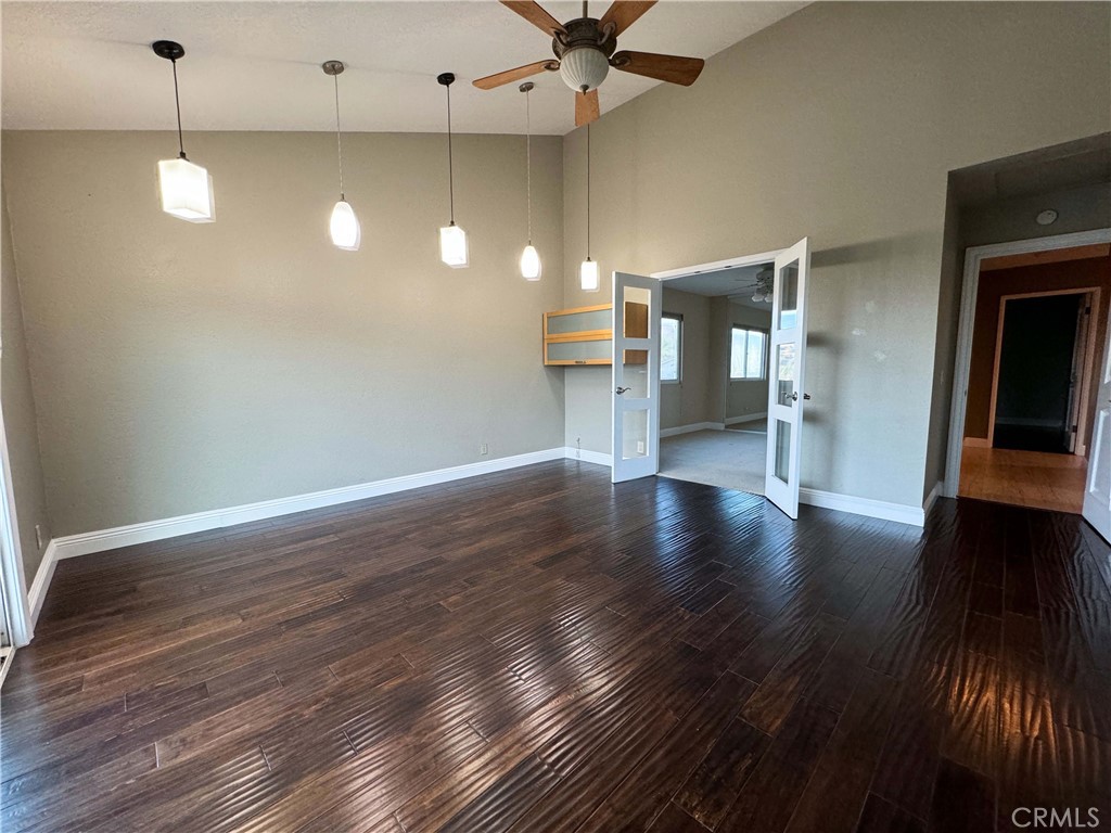 2513 Turquoise Circle