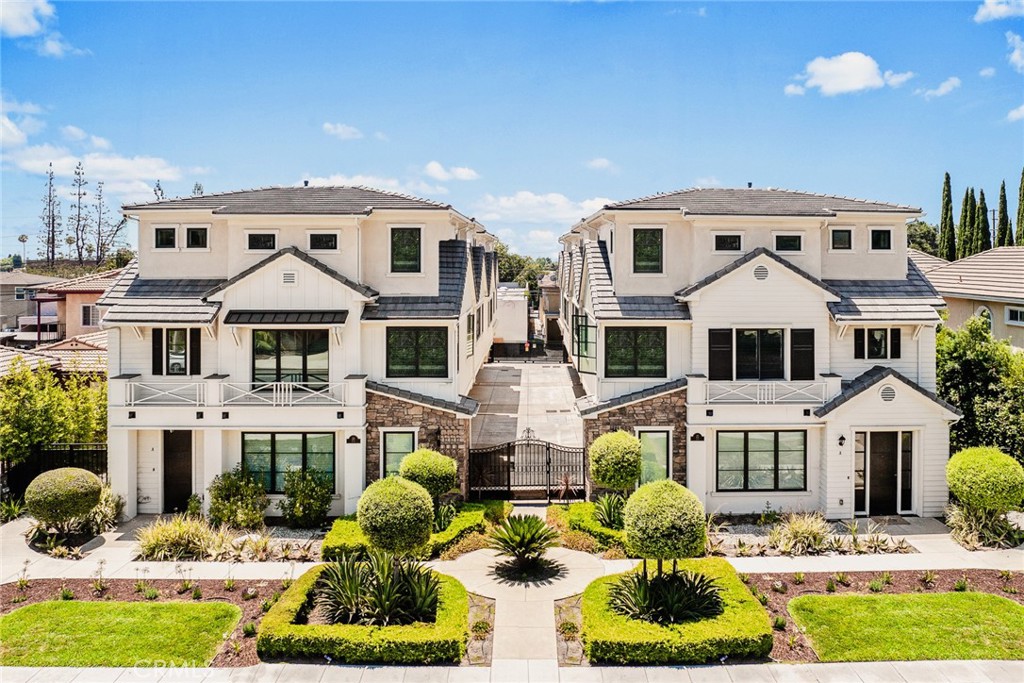 22 E Colorado Boulevard C