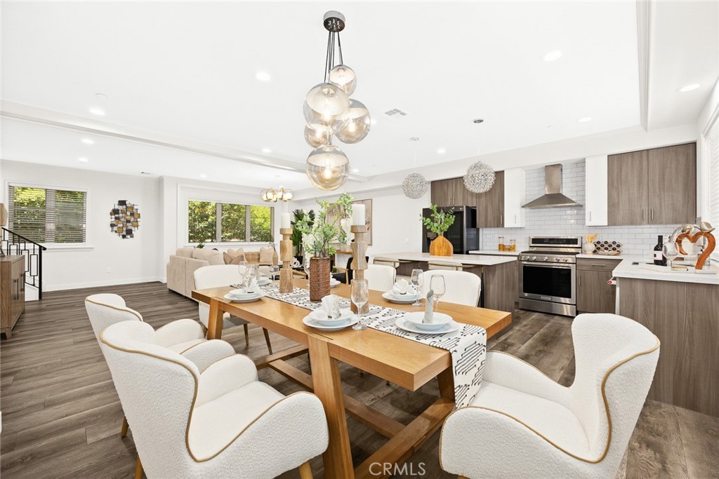 22 E Colorado Boulevard C