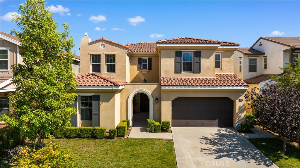 668 E Tangerine Street