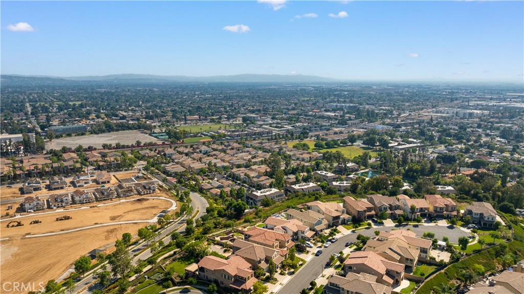 668 E Tangerine Street