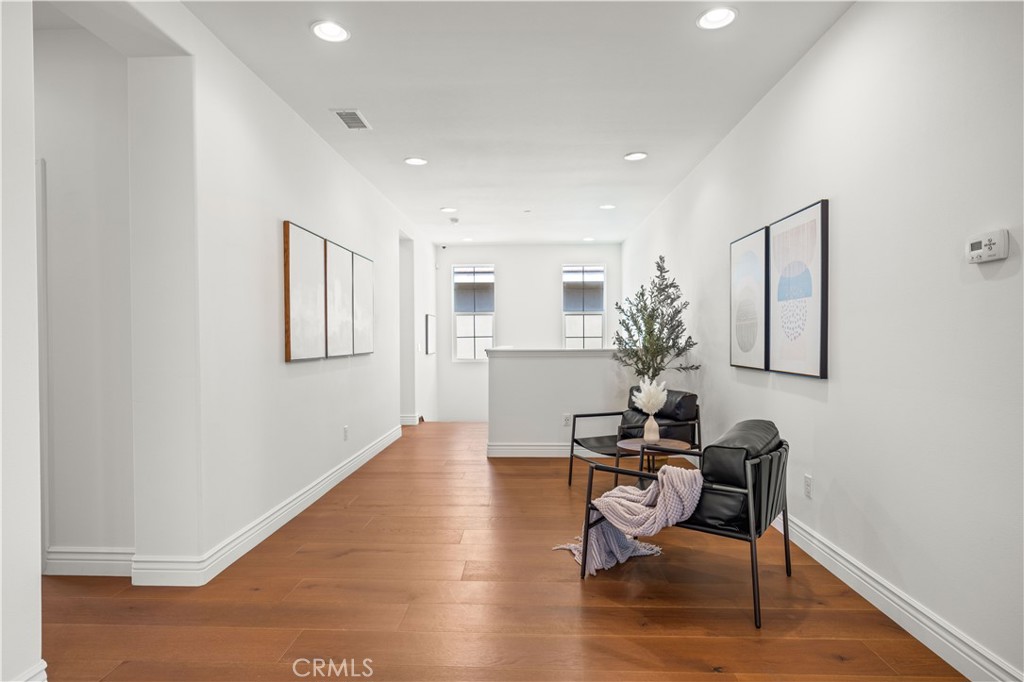 668 E Tangerine Street