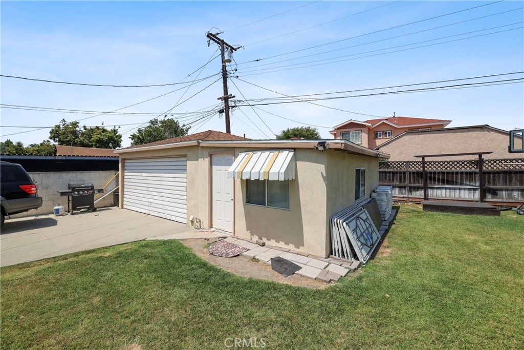 2535 Muscatel Avenue