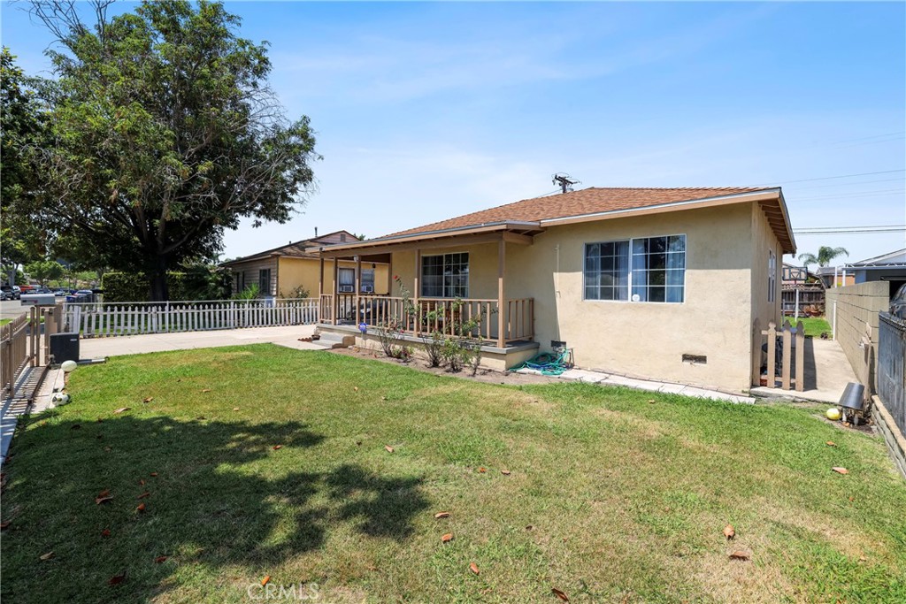 2535 Muscatel Avenue