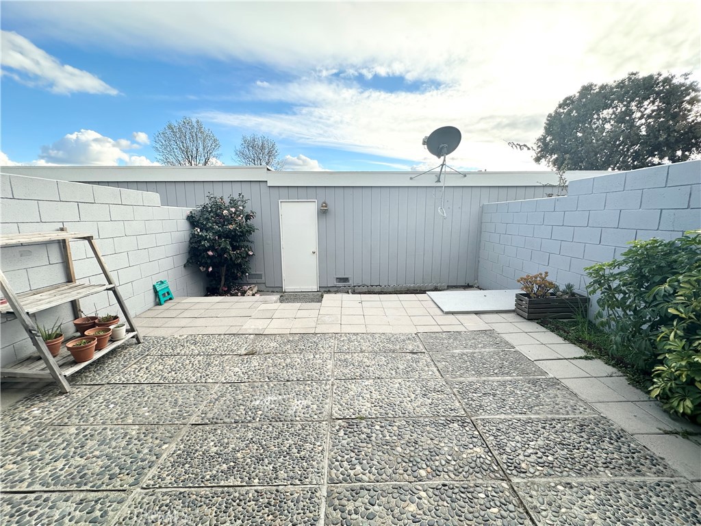 23509 Twin Spring Lane