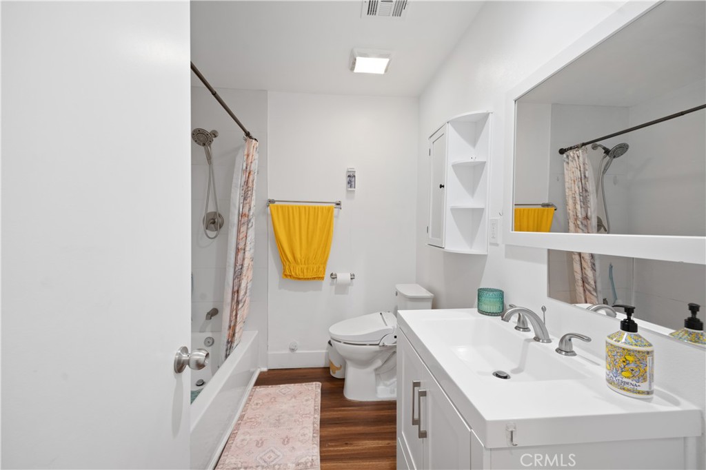 3818 S Ferntower Avenue