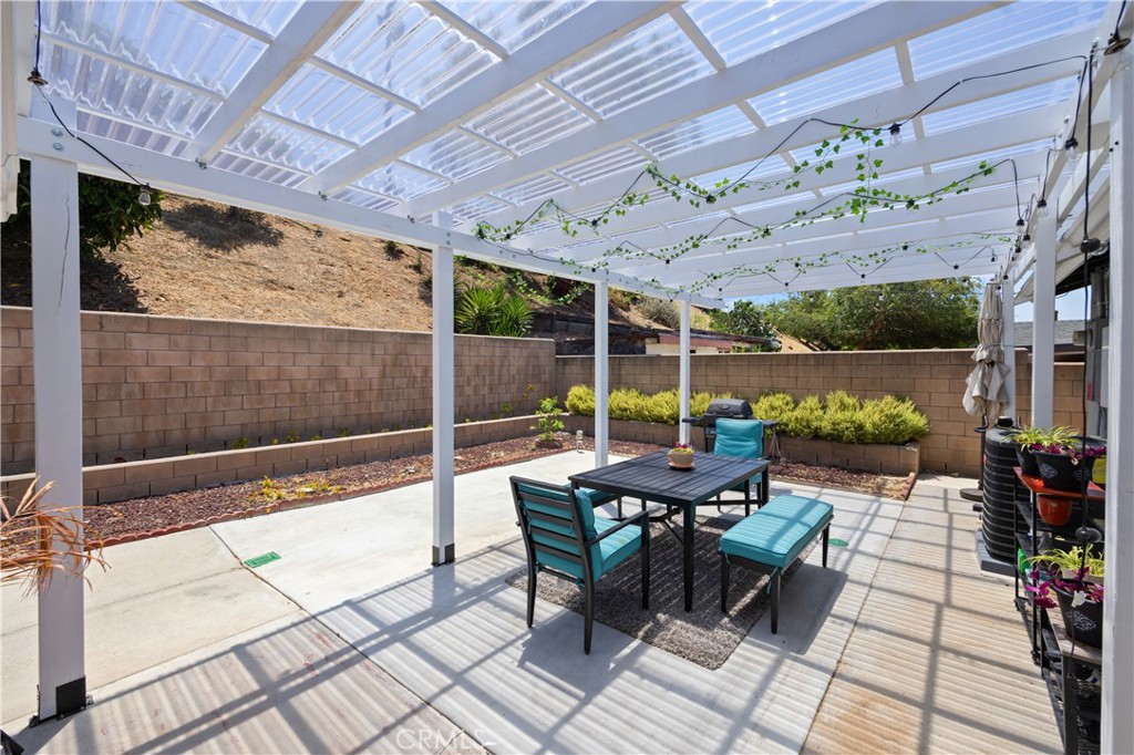 3818 S Ferntower Avenue