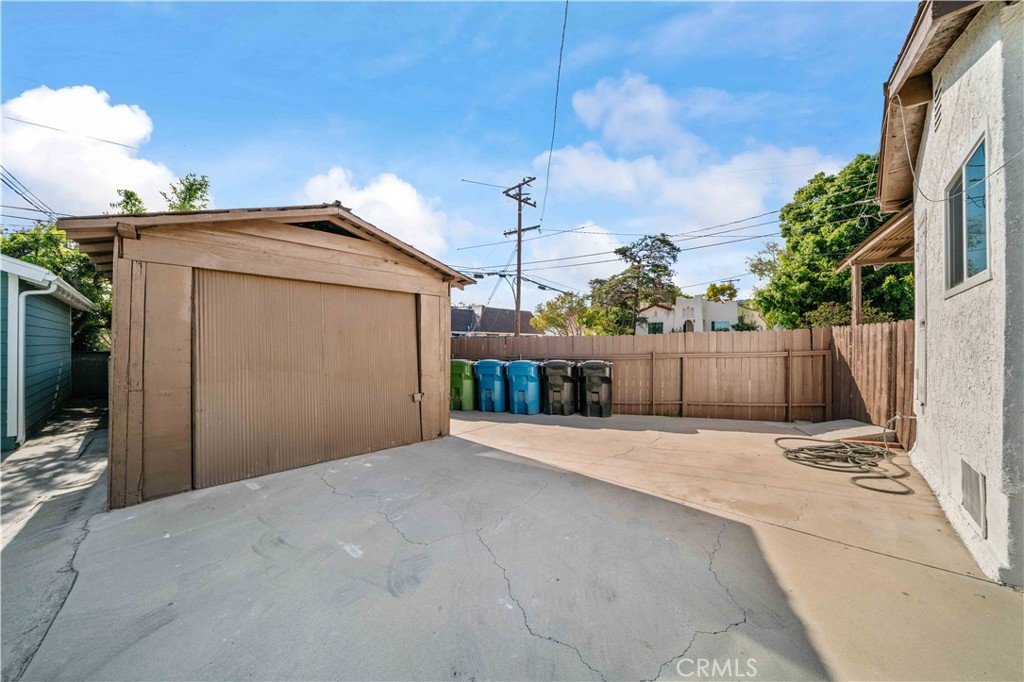 601 Orange Grove Avenue