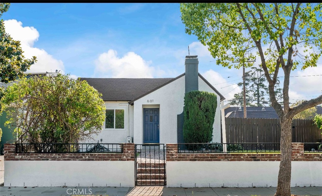601 Orange Grove Avenue