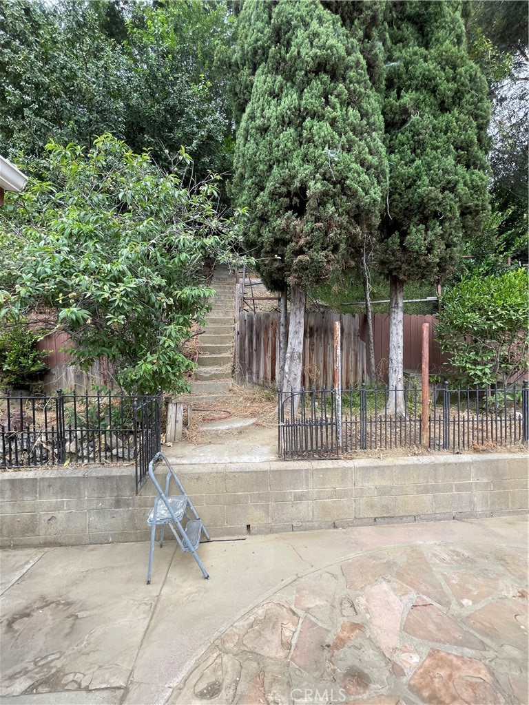 1171 S Garfield Avenue