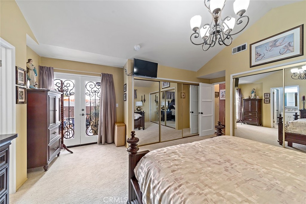 6012 N Del Loma Avenue