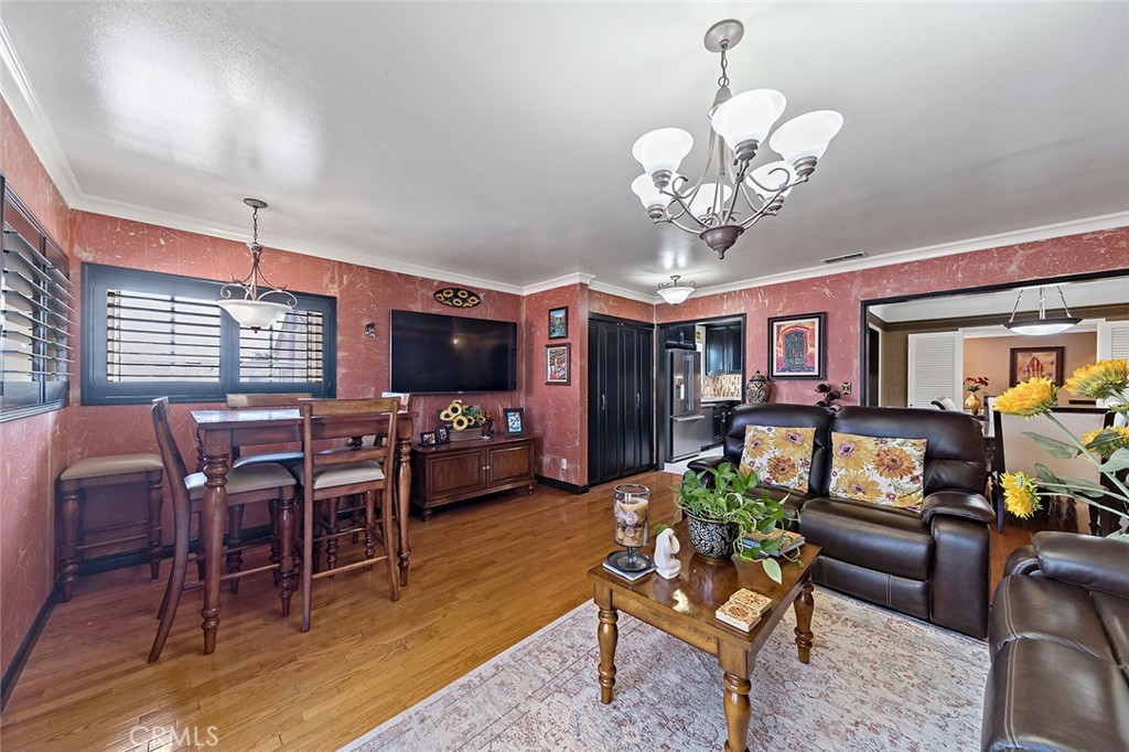 6012 N Del Loma Avenue