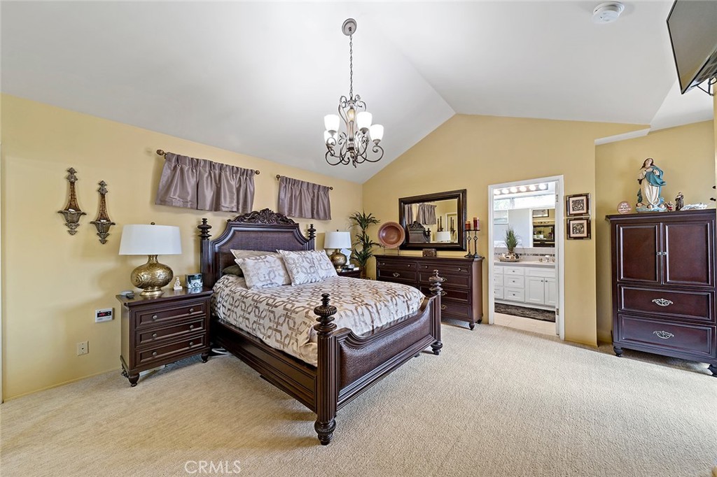 6012 N Del Loma Avenue