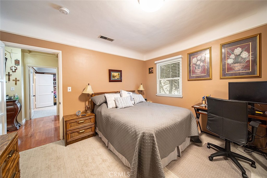 6012 N Del Loma Avenue