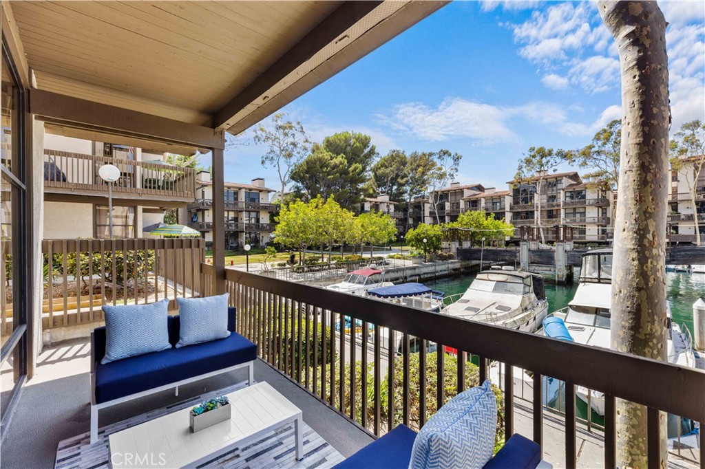 8121 Marina Pacifica Drive N