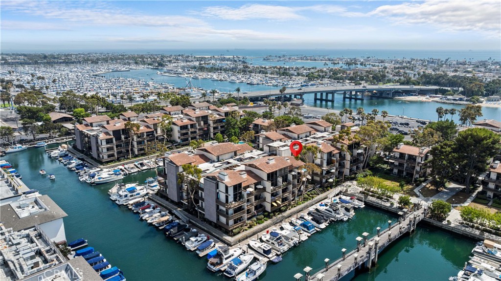 8121 Marina Pacifica Drive N
