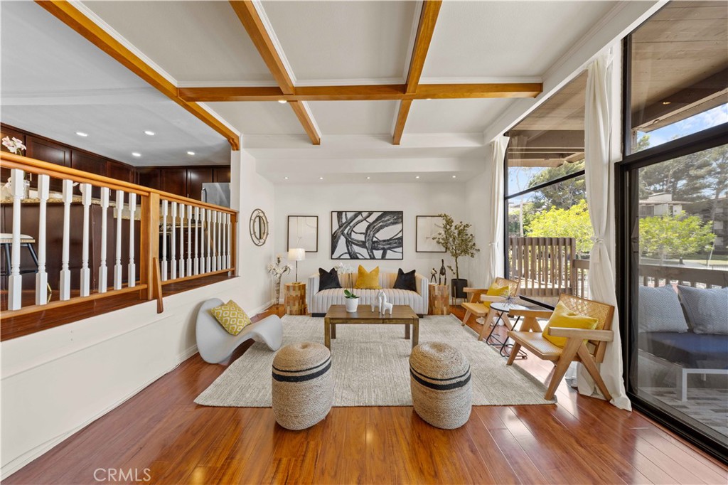 8121 Marina Pacifica Drive N