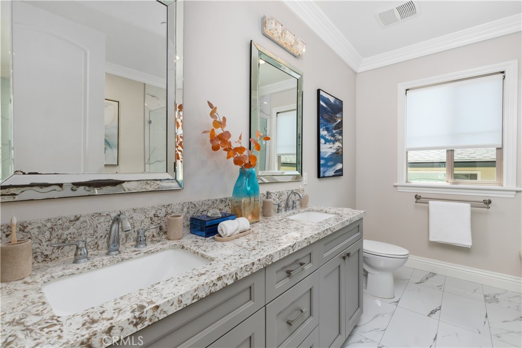 129 El Dorado Street B