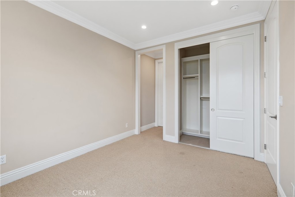 129 El Dorado Street B