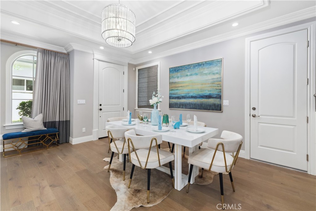 129 El Dorado Street B