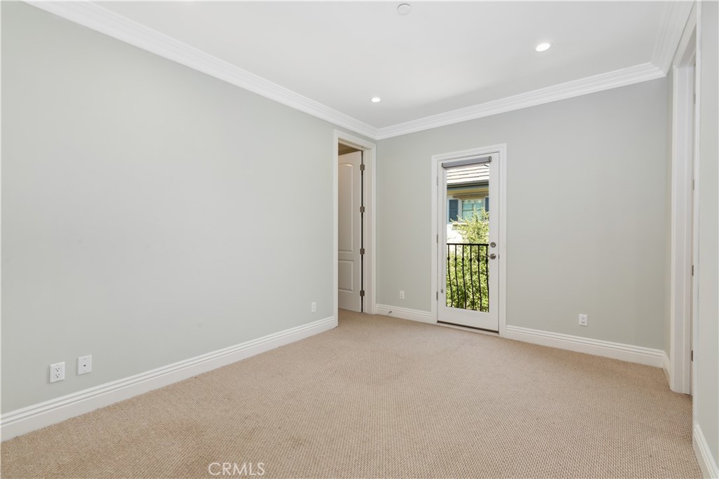 129 El Dorado Street B