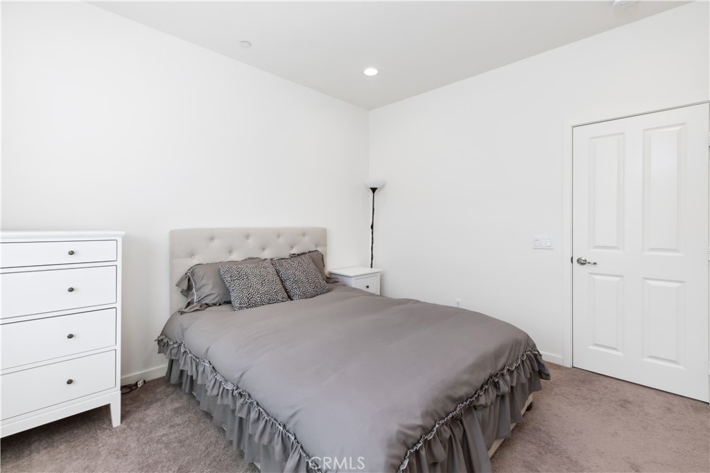 3172 Marigold Circle