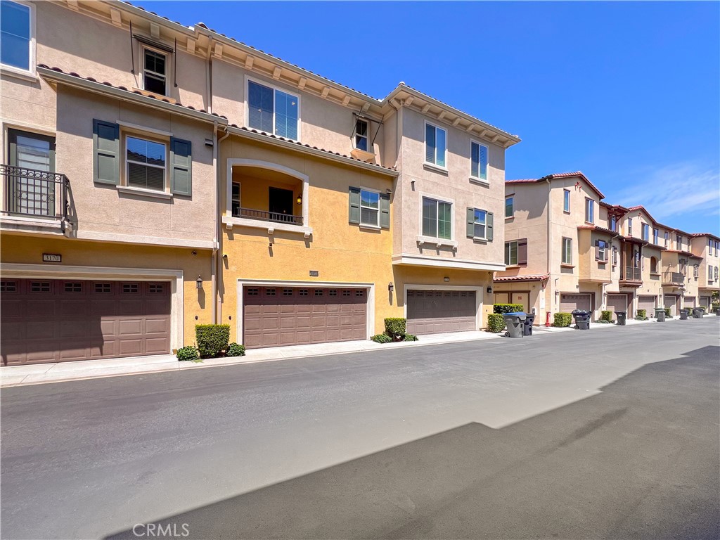 3172 Marigold Circle