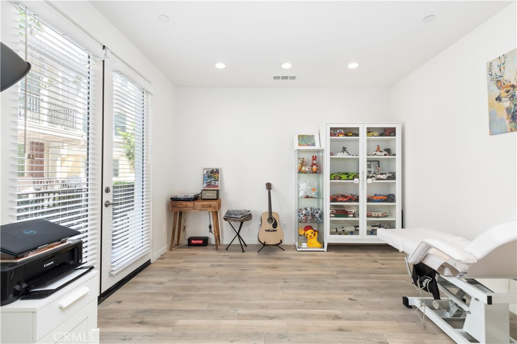 3172 Marigold Circle