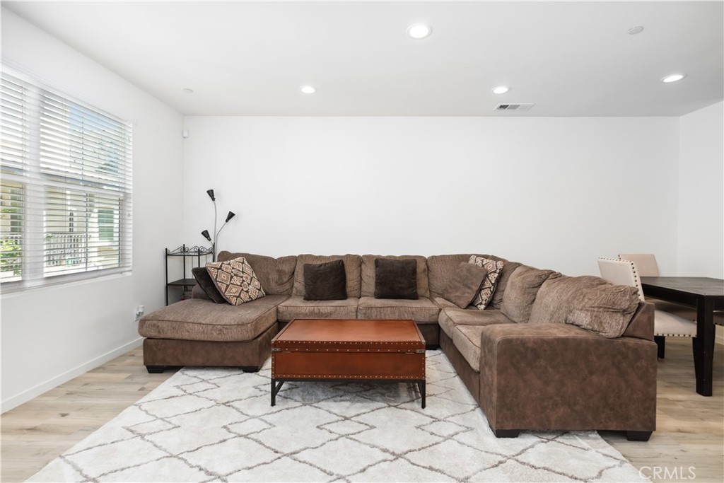 3172 Marigold Circle