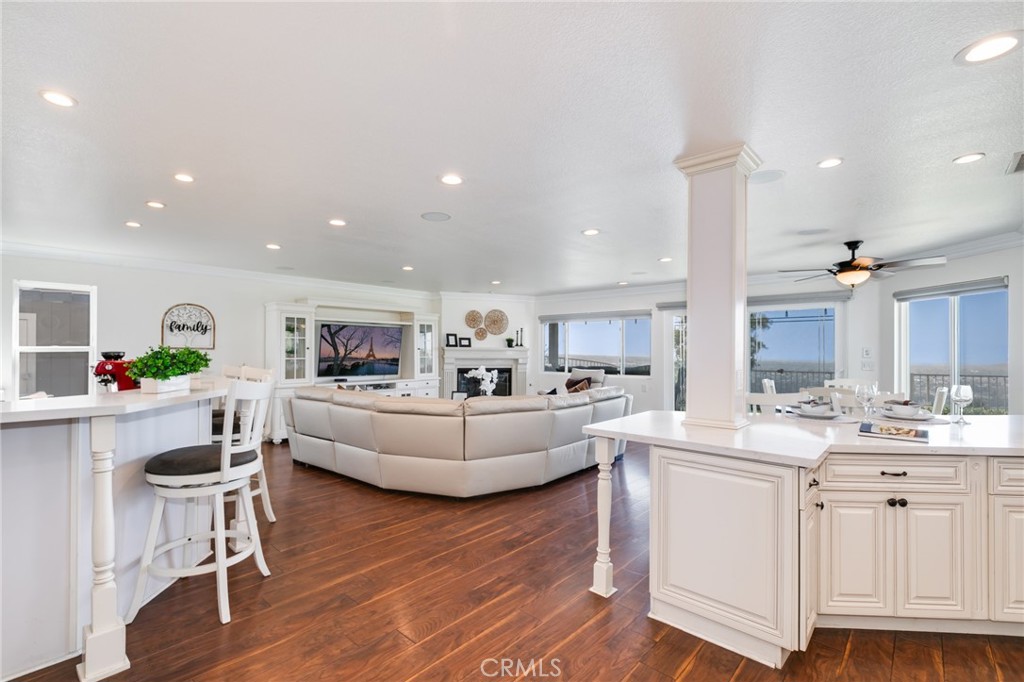 2457 Terrebonne Avenue