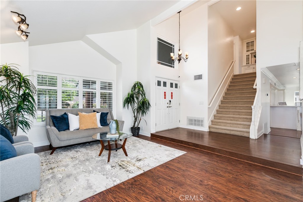 2457 Terrebonne Avenue