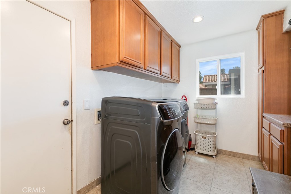 2457 Terrebonne Avenue