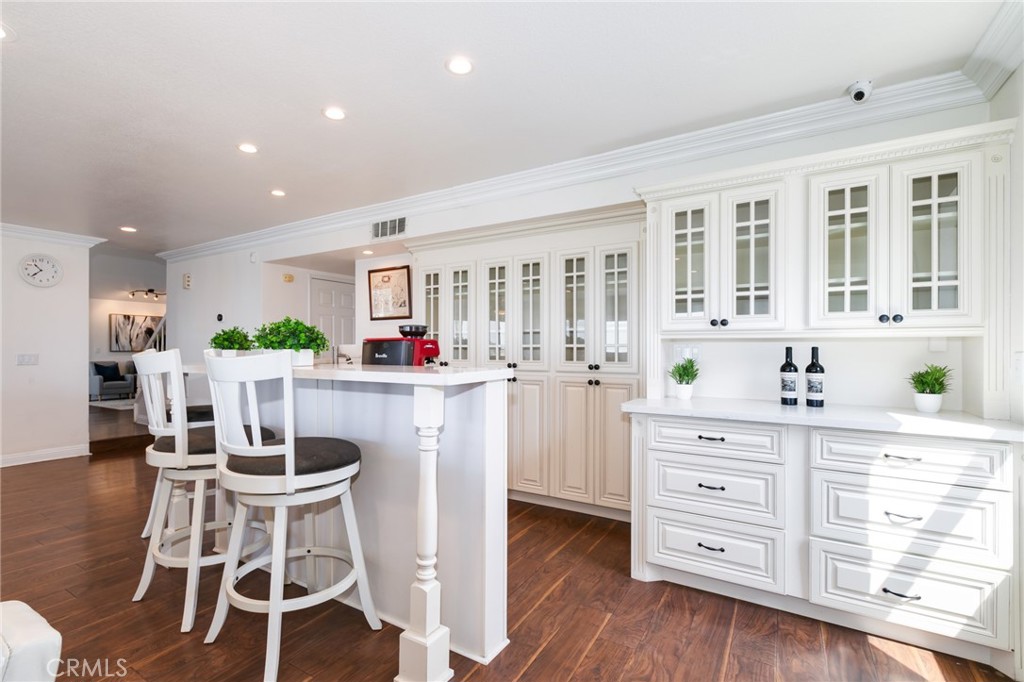 2457 Terrebonne Avenue