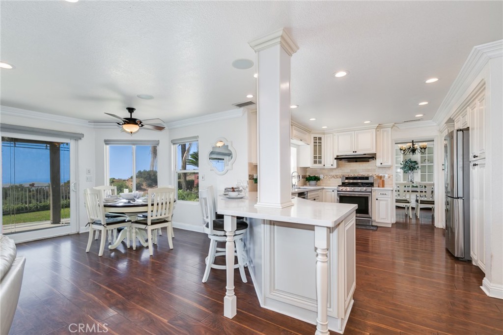 2457 Terrebonne Avenue