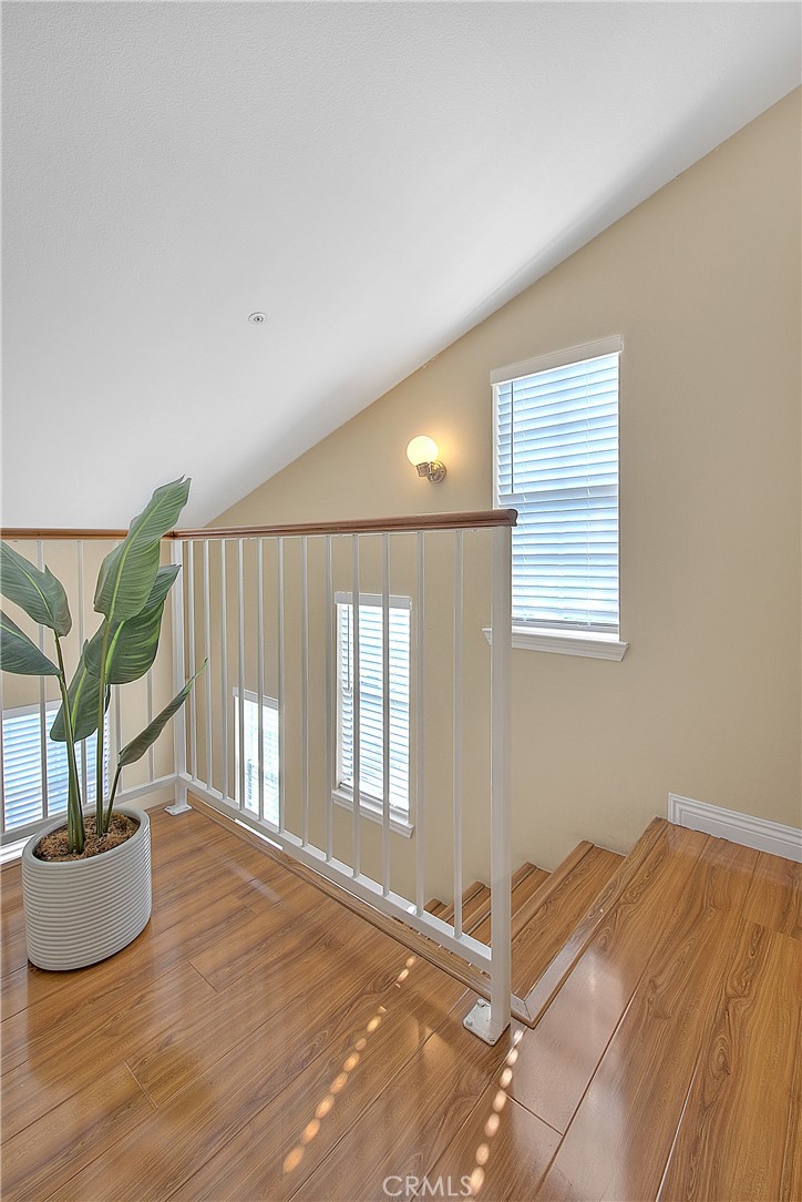 1519 Prospect Avenue 5