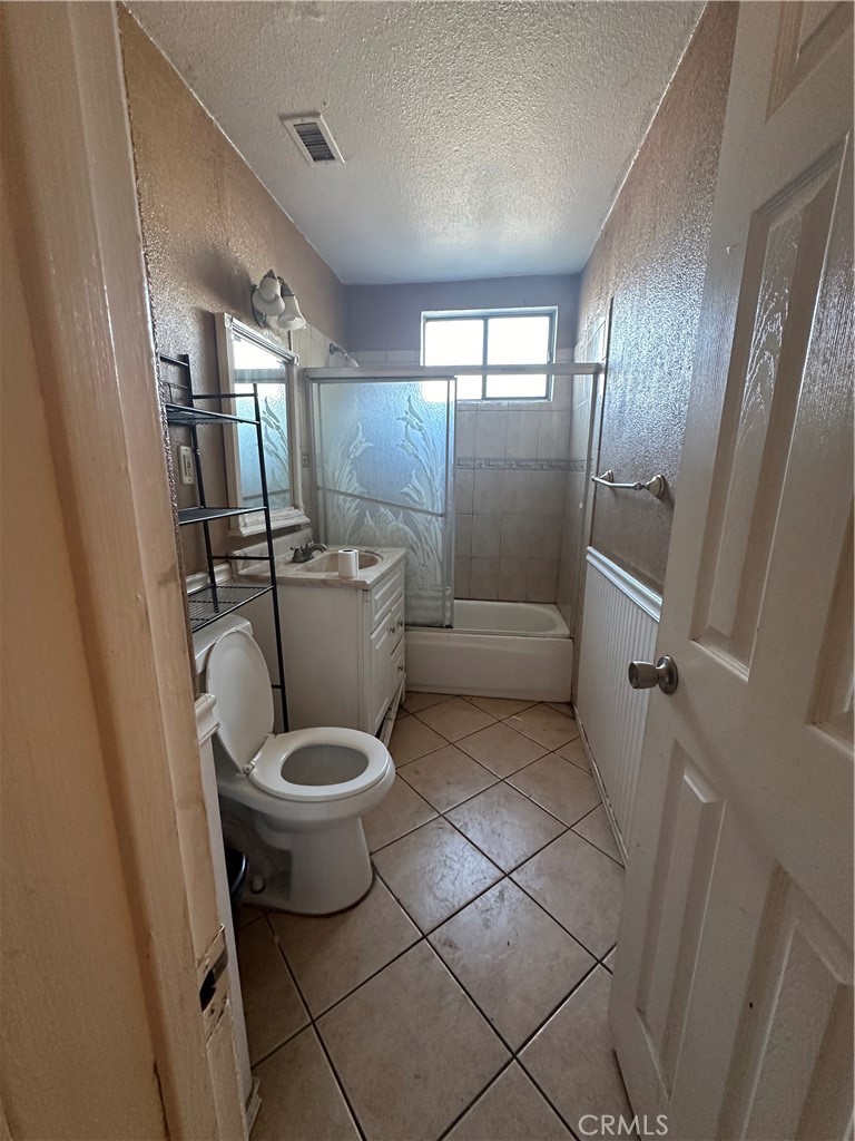 846 N Amador Ave