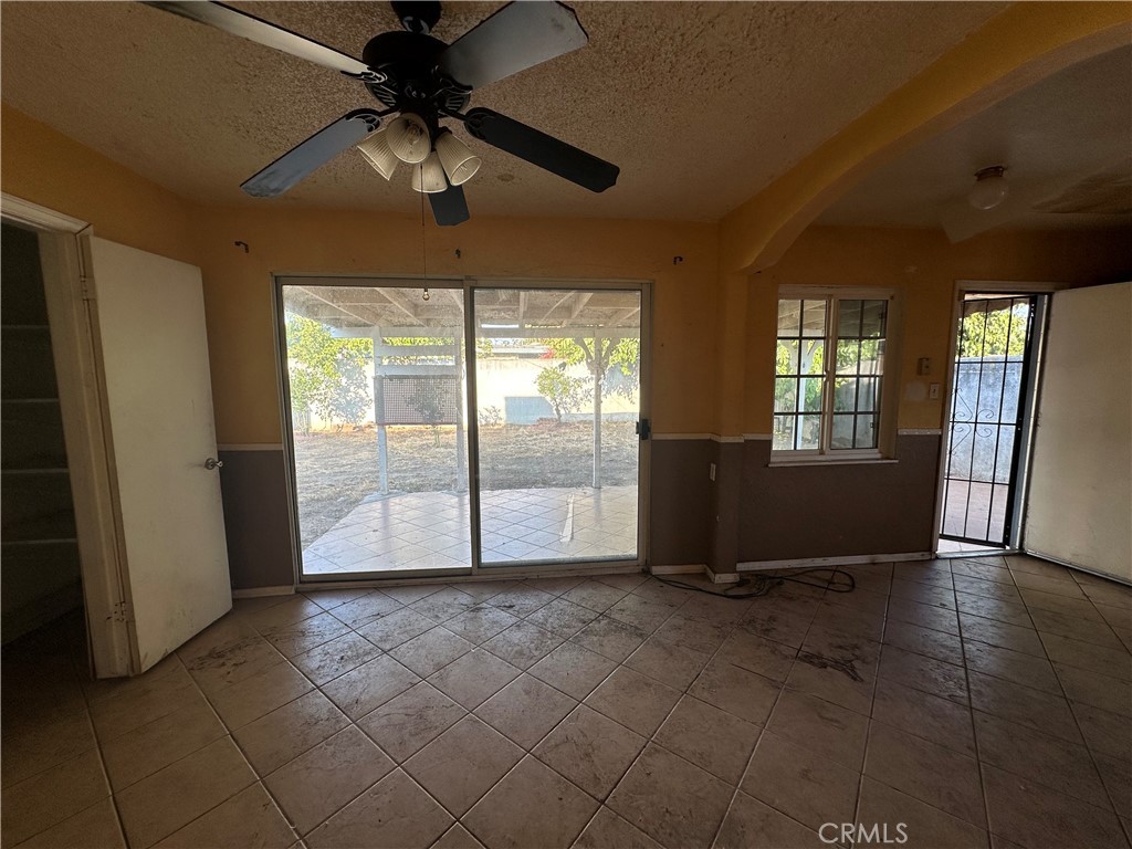 846 N Amador Ave