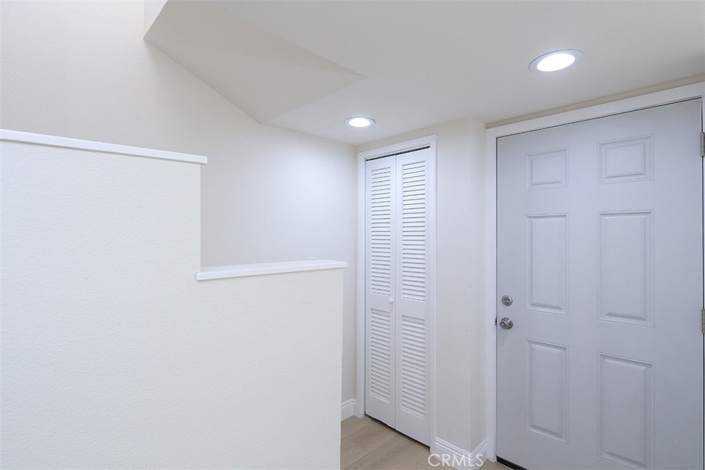 731 S Del Mar Avenue D