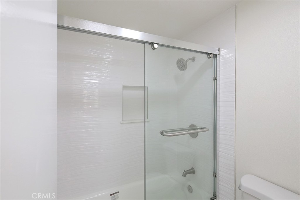 731 S Del Mar Avenue D