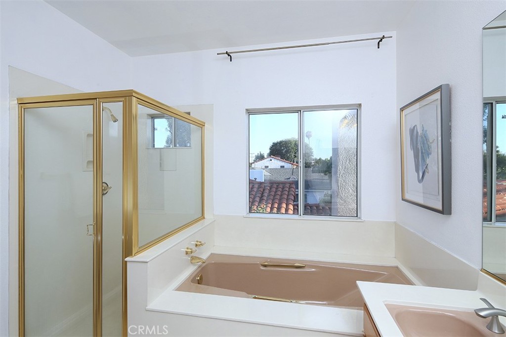 245 N Del Mar Avenue